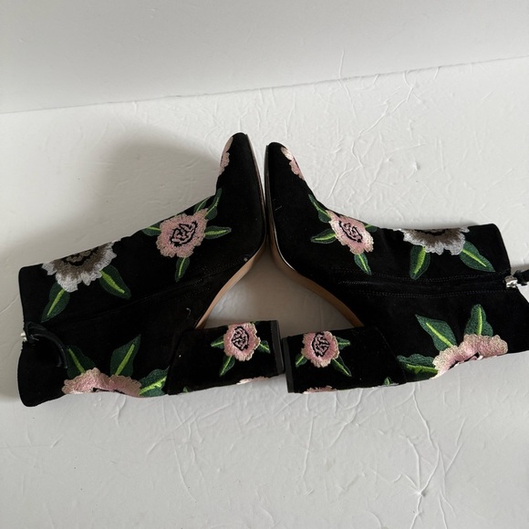 Rebecca Minkoff Black and Pink Embroidered Heeled Ankle Boots size 7 - Picture 4 of 13